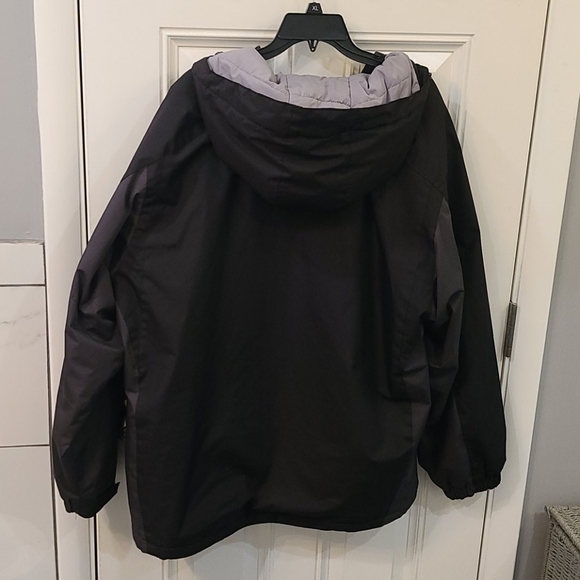 Free Country Jacket - Picture 2 of 3